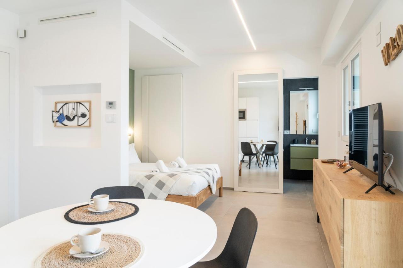 Gentile 46 Luxury Flat Apartment Bari Exterior photo