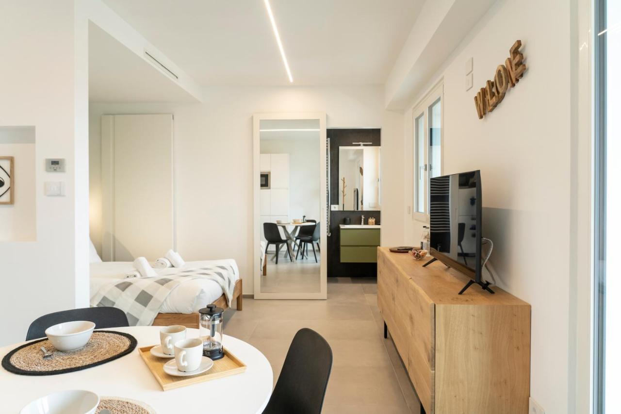 Gentile 46 Luxury Flat Apartment Bari Exterior photo